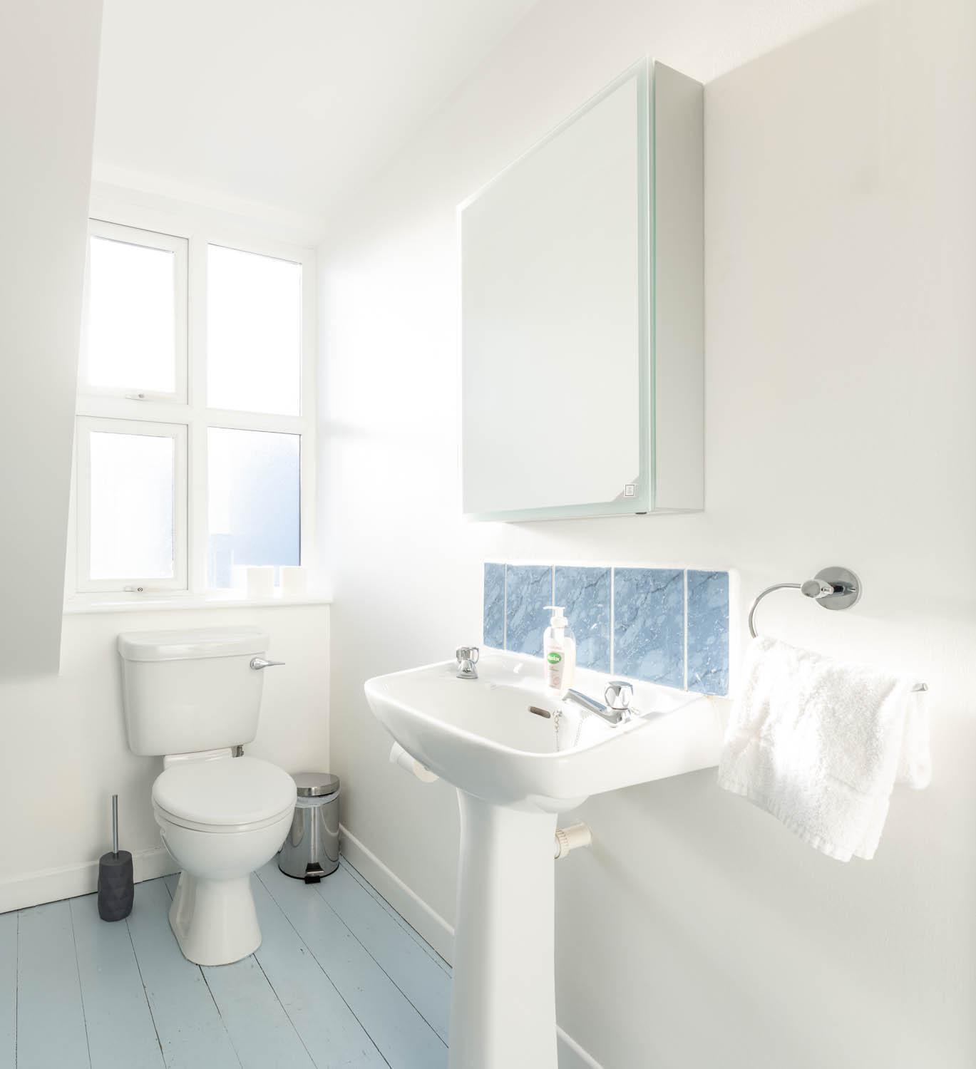 Modern Canal View Home, In City Centre, Sleeps 8 Galway Extérieur photo